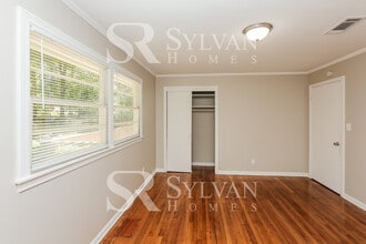 5538 Pine Ln Dr in Jackson, MS - Building Photo - Building Photo