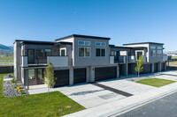 Salem Rooftops in Salem, UT - Foto de edificio - Building Photo