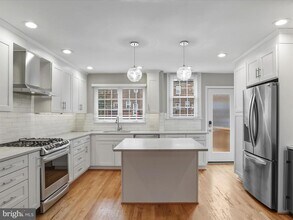 808 S Oak St in Arlington, VA - Building Photo - Building Photo