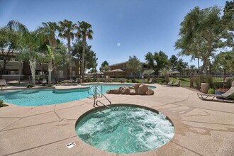 Desert Sage in Goodyear, AZ - Foto de edificio - Building Photo