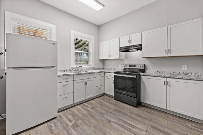 property at 501 E 4th St