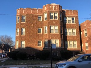 716-722 E 81st St in Chicago, IL - Building Photo - Building Photo