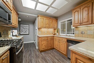 5140 Oak Point Way in Fair Oaks, CA - Building Photo - Building Photo