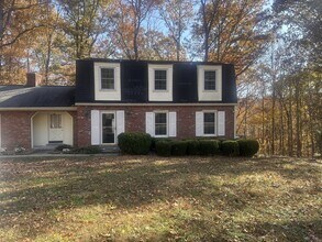 312 Powder Mill Dr in Ashland City, TN - Building Photo - Building Photo