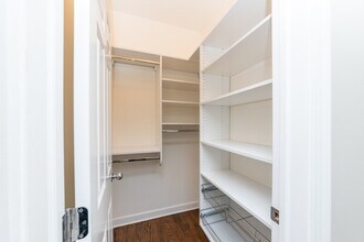 3545 N Fremont St, Unit 1S in Chicago, IL - Building Photo - Building Photo