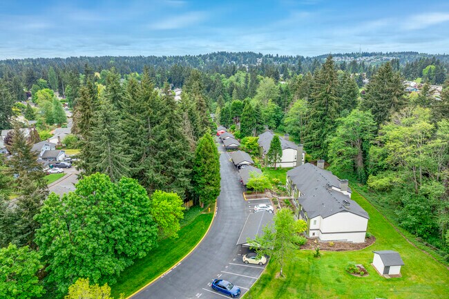 Madera West Condominiums in Federal Way, WA - Foto de edificio - Building Photo