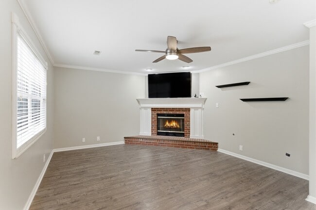 10012 Double Tree Rd in Knoxville, TN - Building Photo - Building Photo