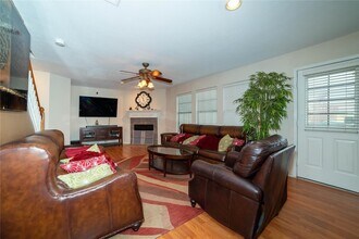 5121 Alderney Ct in Rosenberg, TX - Building Photo - Building Photo