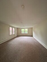 131 Sharpless St in West Chester, PA - Building Photo - Building Photo