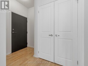 35 Hayden St in Toronto, ON - Building Photo - Building Photo