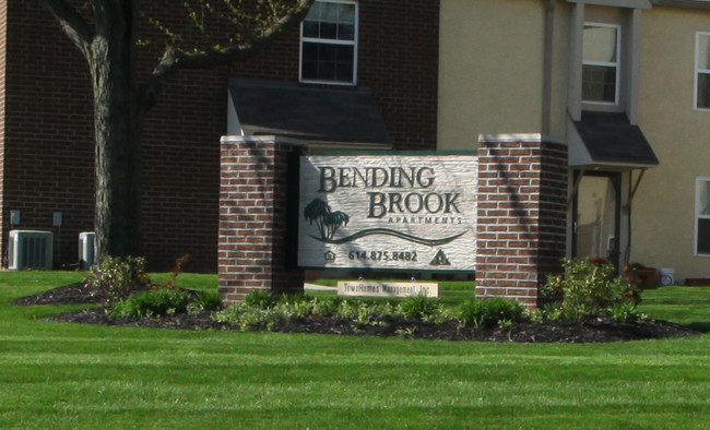 Bending Brook Apartments in Grove City, OH - Building Photo - Building Photo