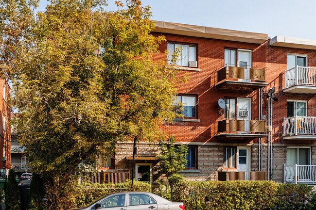 2125 Beaconsfield Av in Montréal, QC - Building Photo - Building Photo