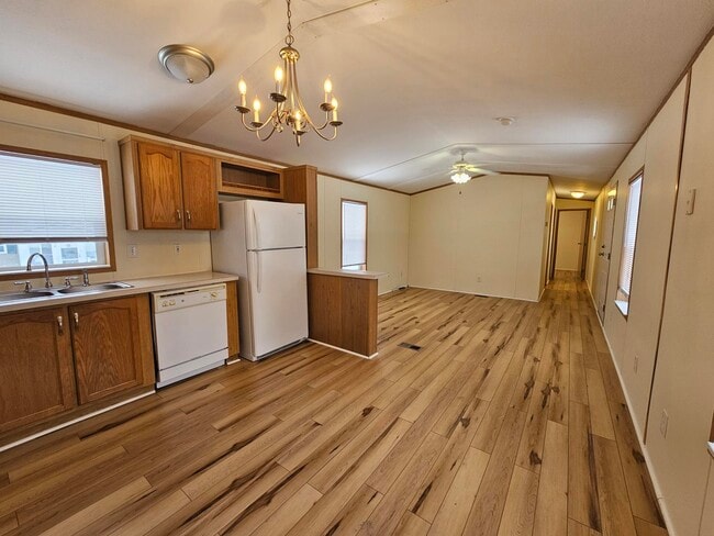 32 Woodside Ln in Weedsport, NY - Building Photo - Building Photo