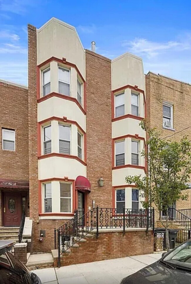 1708 West St in Union City, NJ - Building Photo - Building Photo