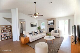 9803 Meadowheath Dr in Austin, TX - Building Photo - Building Photo