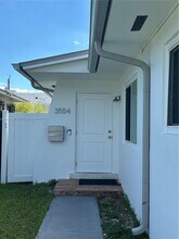 3554 SW 13th Terrace in Miami, FL - Building Photo - Building Photo