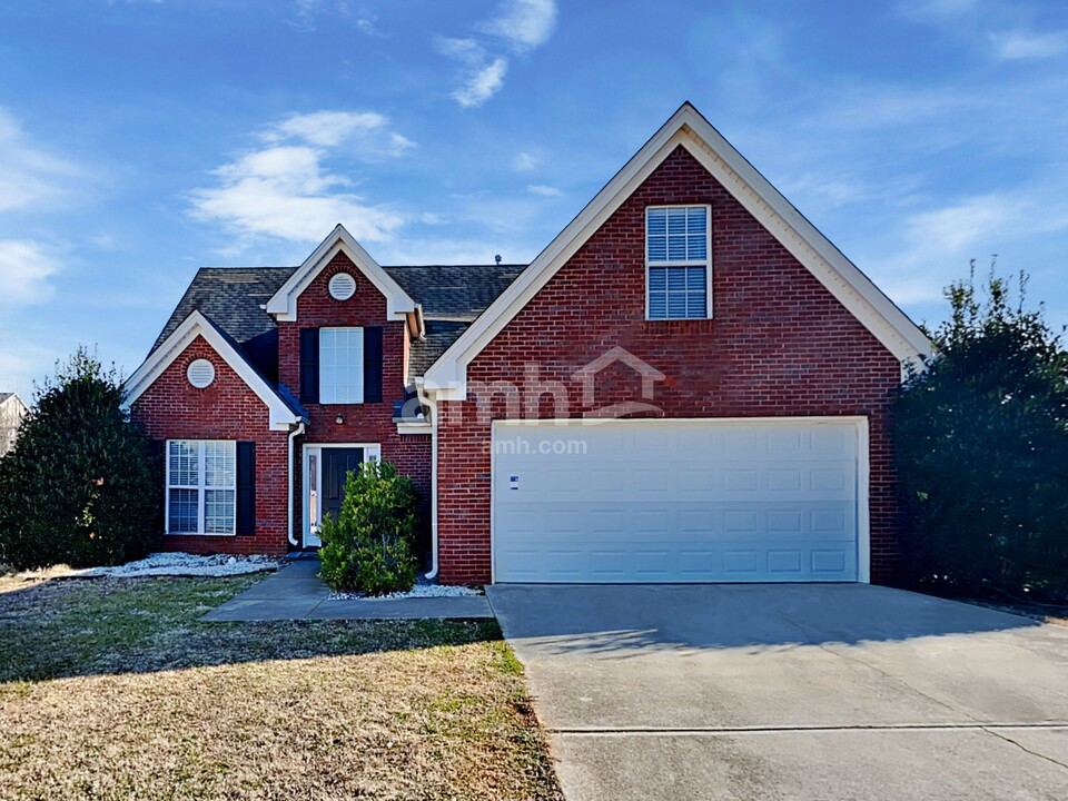 1734 Bennett Dr in Mcdonough, GA - Building Photo