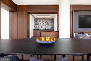 269 19th Ct S in Arlington, VA - Building Photo