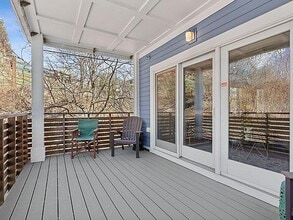 135 Sheridan St in Portland, ME - Building Photo - Building Photo