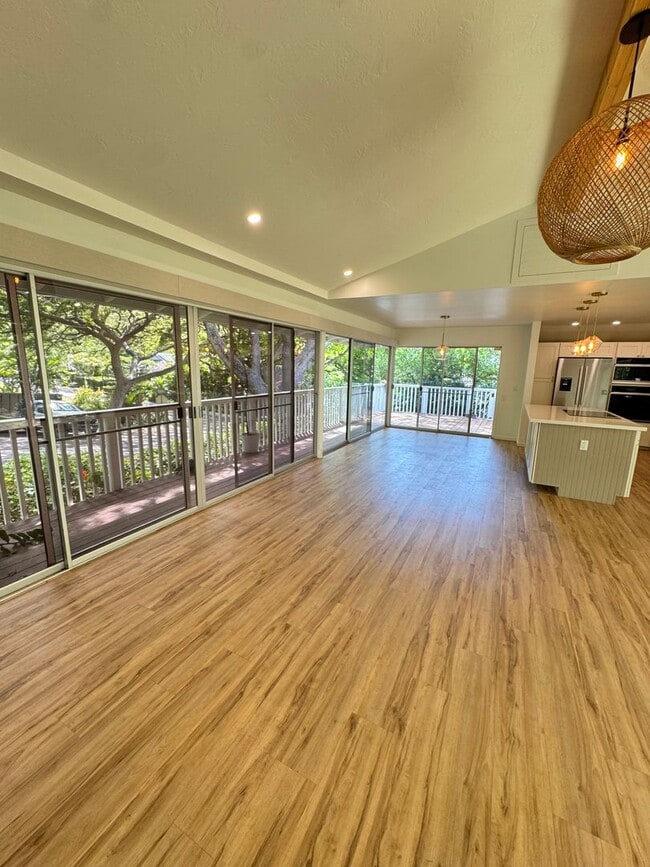 1444 Kalaniiki St in Honolulu, HI - Building Photo - Building Photo