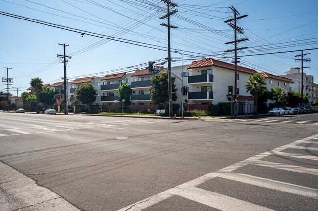 Canyon Village in North Hollywood, CA - Building Photo - Building Photo
