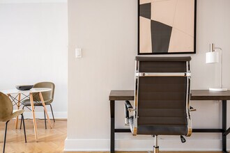 30 Park Ave in New York, NY - Building Photo - Building Photo