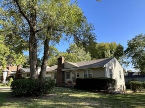 6321 W 57th Terrace in Mission, KS - Building Photo - Building Photo