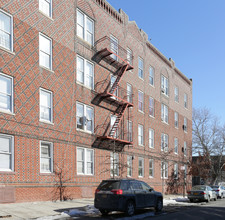 Hegeman Apartments in Brooklyn, NY - Foto de edificio - Building Photo