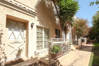 817 14th St in Santa Monica, CA - Foto de edificio - Building Photo