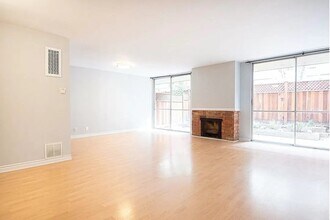 6425 Green Valley Cir in Culver City, CA - Building Photo - Building Photo