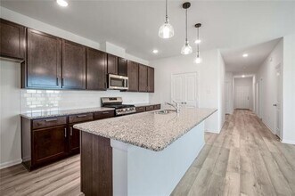2110 Ridgecrest Ln in Sherman, TX - Building Photo - Building Photo