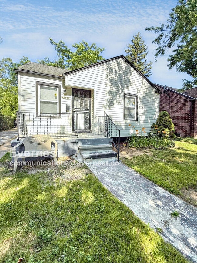 property at 18775 Grandville Ave