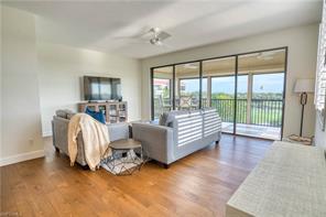 7008 Pelican Bay Blvd-Unit -H-404 in Naples, FL - Building Photo - Building Photo