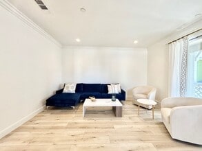 3640 Islander Walk in Oxnard, CA - Building Photo - Building Photo