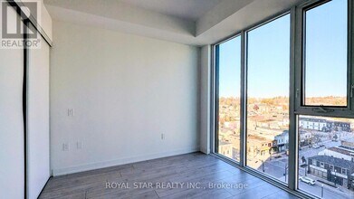 39 Mary St in Barrie, ON - Building Photo - Building Photo