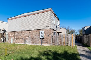 6847 Mayo Blvd, Unit Unit C in New Orleans, LA - Building Photo