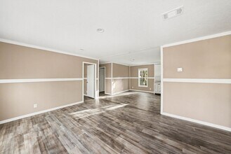 9544 Ellis St in New Port Richey, FL - Building Photo - Building Photo