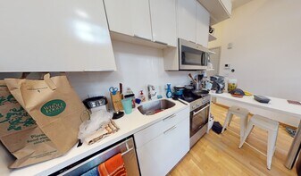 117 Auburn St, Unit 13T in Cambridge, MA - Building Photo