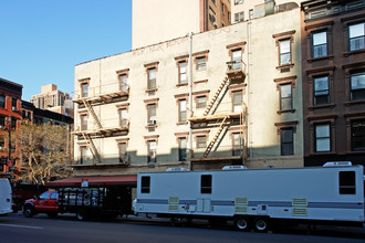 240 Columbus Ave in New York, NY - Building Photo - Building Photo