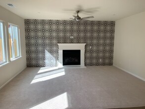 3100 Vintage Dr in Modesto, CA - Foto de edificio - Building Photo