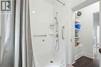 26 James St in Cambridge, ON - Building Photo - Building Photo