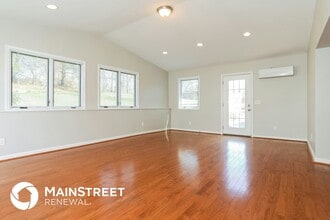 6268 Rocknoll Ln in Cincinnati, OH - Building Photo - Building Photo