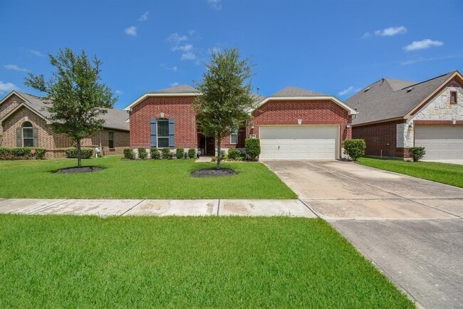 property at 2715 Farlow Ln