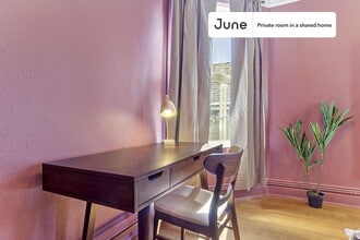 Private bedroom in 4 bed/1.5 bath Home in San Francisco, CA - Building Photo - Building Photo