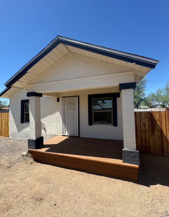 5518 E Calle Encinas, Unit 5518 E Calle Encinas