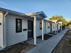 1816 D Avenue, Unit 1816unitB in Kearney, NE - Building Photo