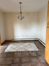 28 Galpin St in Naugatuck, CT - Building Photo - Building Photo