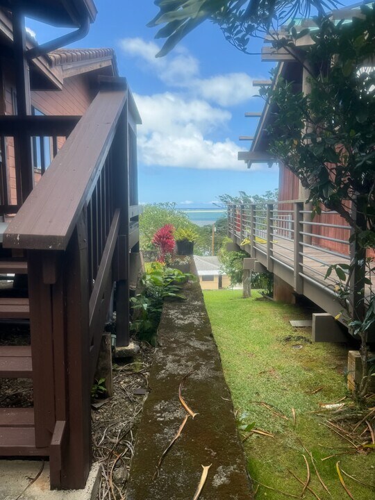 47-445 Lulani St, Unit A in Kaneohe, HI - Building Photo
