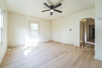 316 1/2 Harrison St in Clarksburg, WV - Building Photo - Building Photo