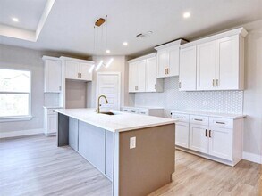 6581 Rd 5503 in Cleveland, TX - Building Photo - Building Photo